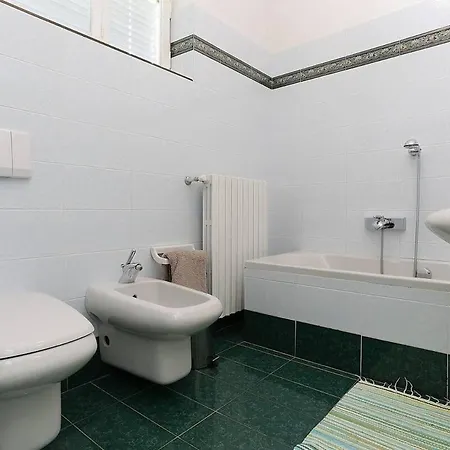 - 14006 Villa Ranco